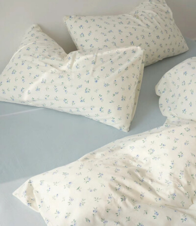 超好搭配的ins背景图