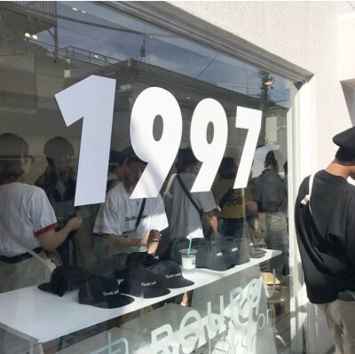 超好搭配的ins背景图