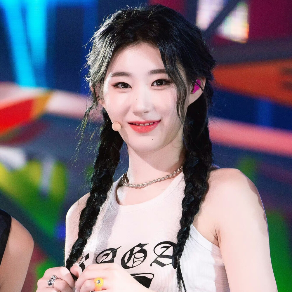 李彩领