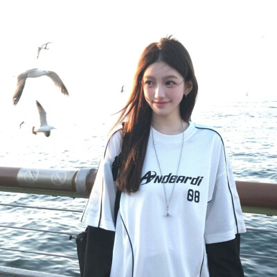 ⸝⸝ ꙳ 乘夏见山海 最好是现在
