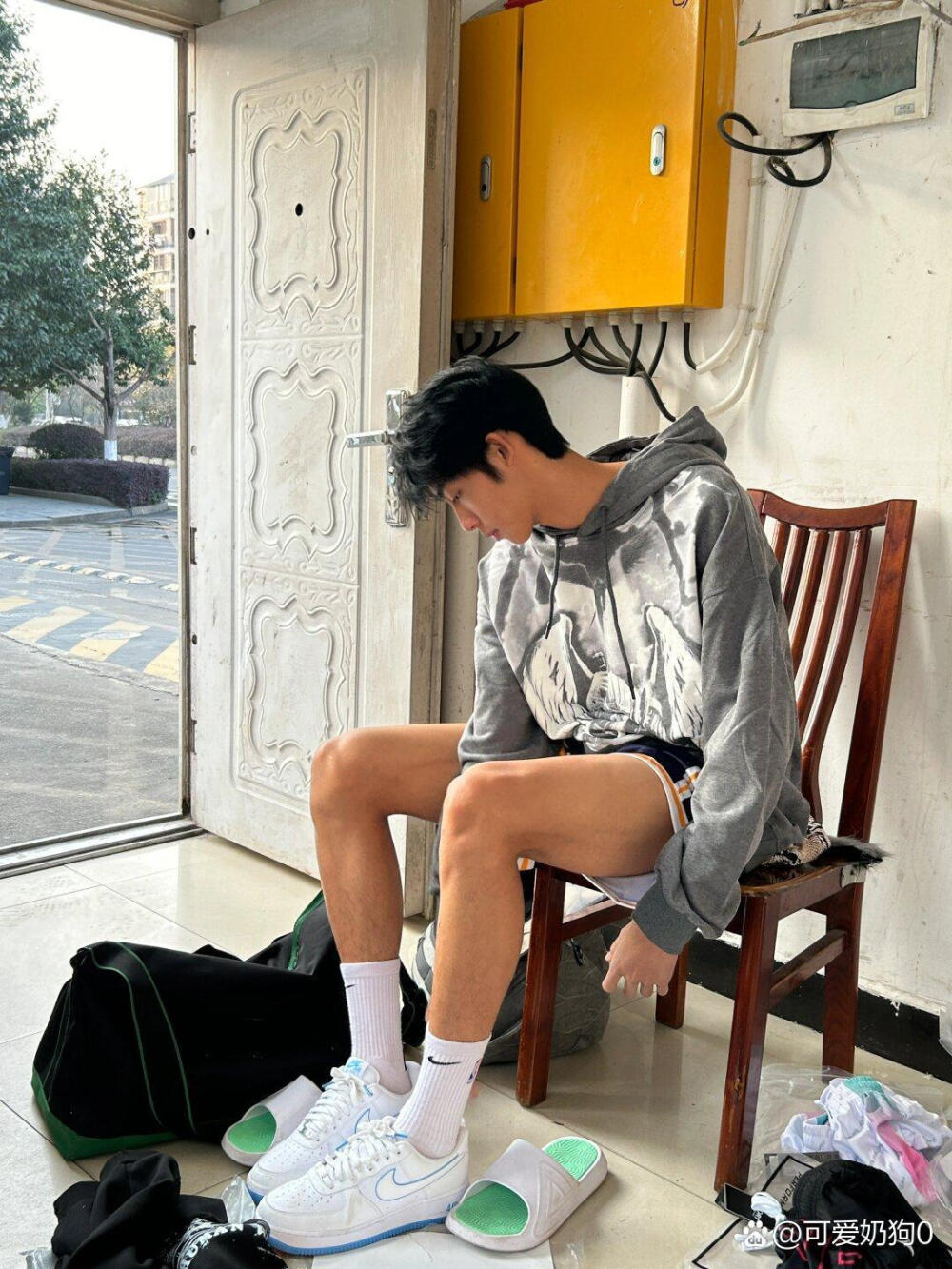 1