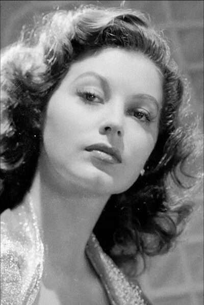 Ava Gardner，1944