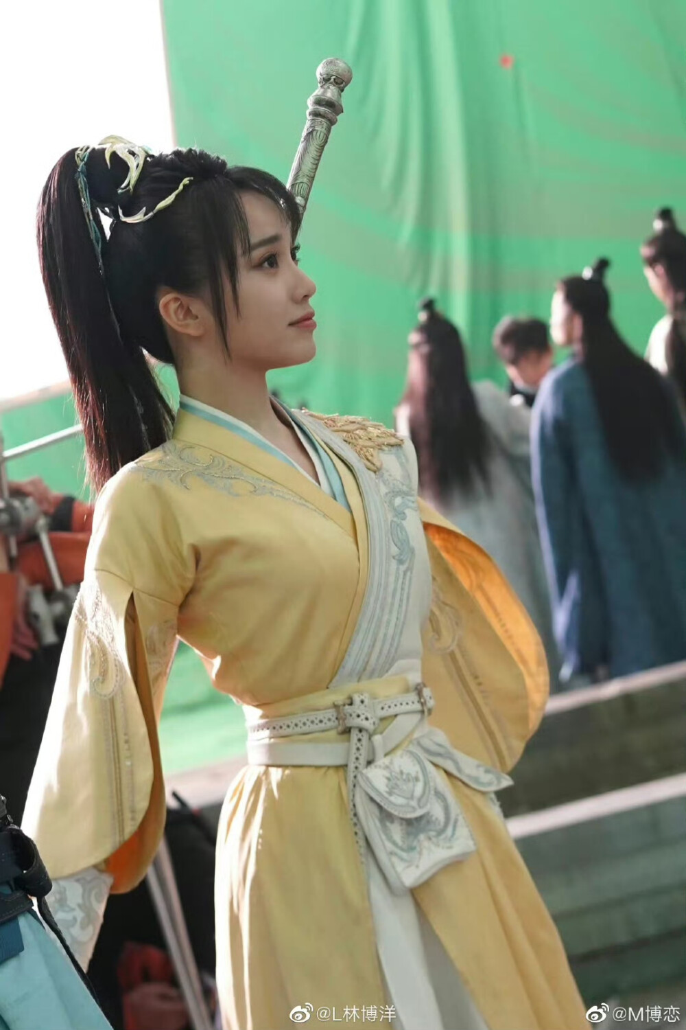 姓名:司空千落
身份:枪仙之女、雪月城大小姐、朱雀使者六王妃永安王妃、雪月城
夫君:萧瑟:萧楚河
阿爹:司空长风
娘亲:洛水清
父亲:萧若瑾
公公:明德帝
大师伯:百里东君
二师伯:李寒衣
大师兄:唐莲
师弟:雷无桀
朋友:叶若衣
朋友:尹落霞
朋友:沐春风
朋友:姬雪
朋友:落明轩
朋友无心
武器银月枪
住址雪月城
敌人暗河所有人
我己一枪入逍遇，助你型天启值龙