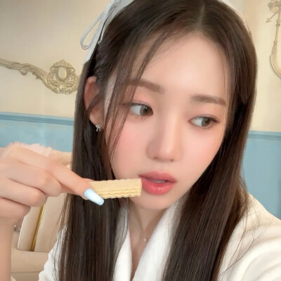 李茶仁