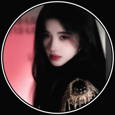 鞠婧祎圆框