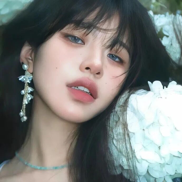 女头