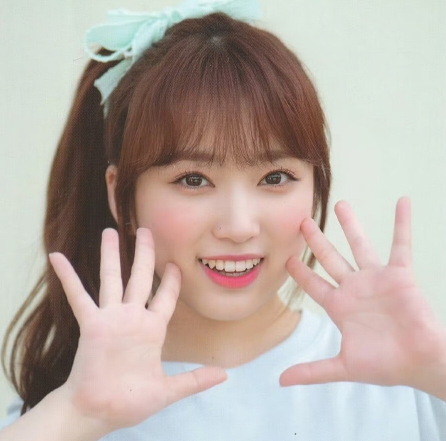 Nako 矢吹奈子