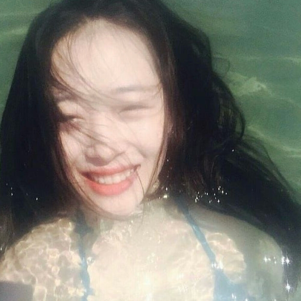 崔雪莉 の 头像