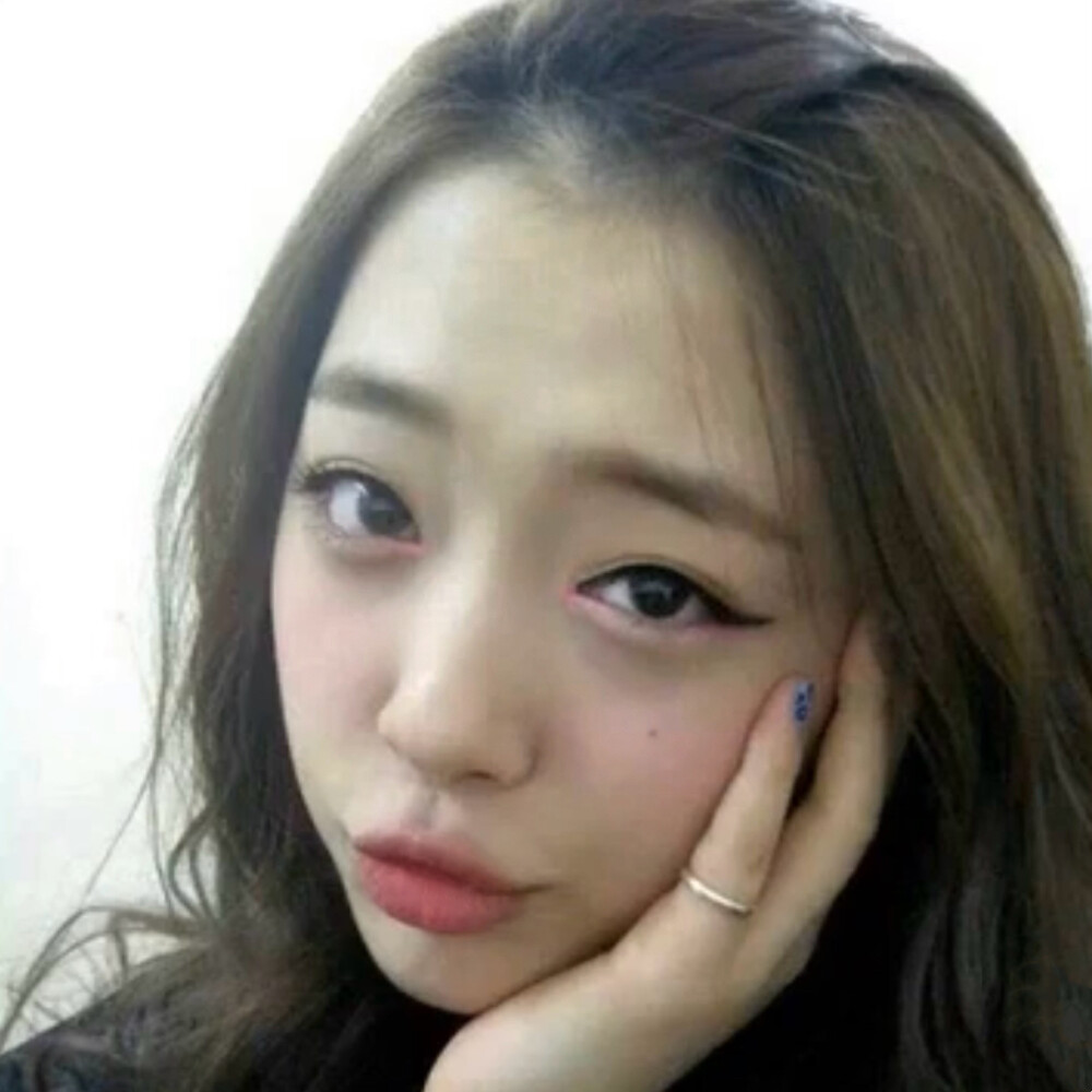 崔雪莉 の 头像