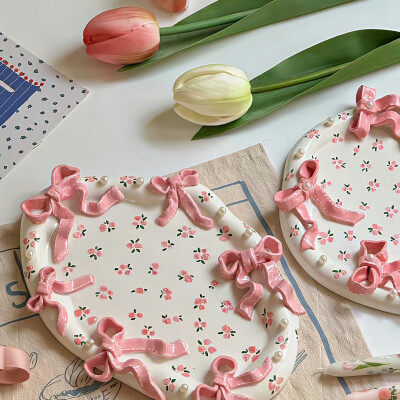 背景｜文案
也应似旧，盈盈秋水，淡淡春山。