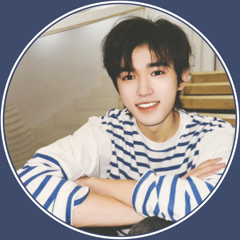 宋亚轩圆框头像