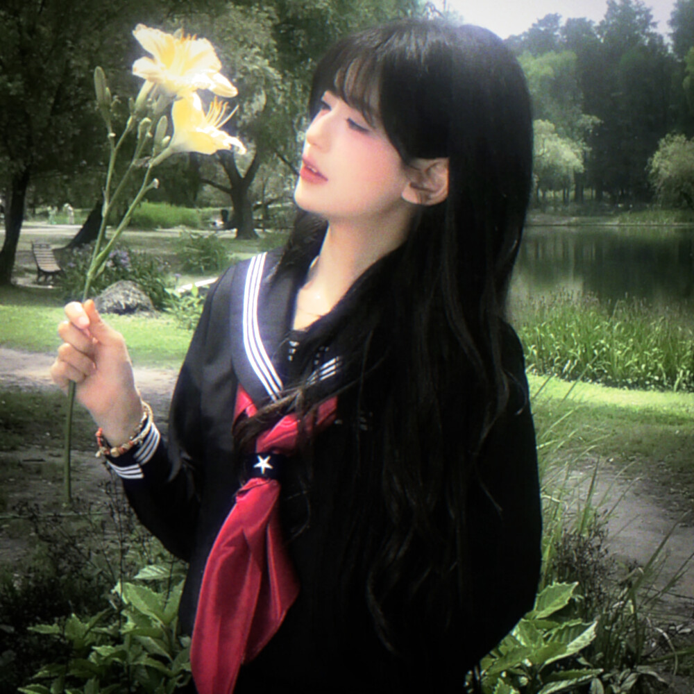 ✿ ♥︎․⁺<3‧⁺⸝⸝
