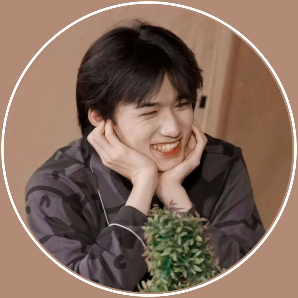 宋亚轩圆框头像