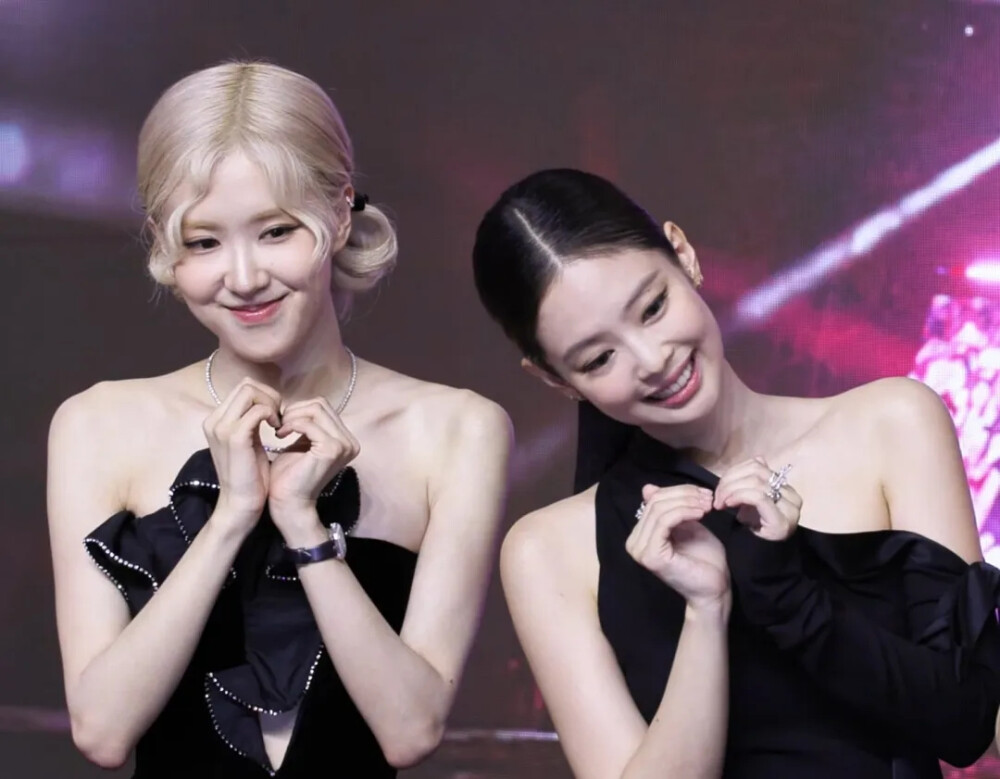 朴彩英,jennie - 高清图片,堆糖,美图壁纸兴趣社区