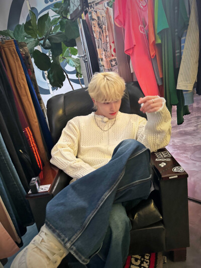 我们钻石忙内灿宝来啦