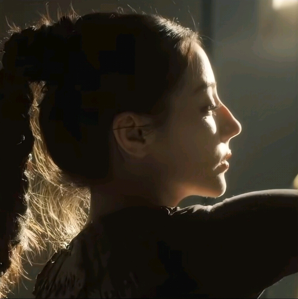 迪丽热巴 可二改
枭起青壤