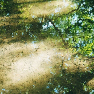 夏日末班车 氛围背景图