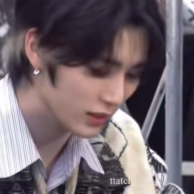 原谅我 不愿怜惜你的执着