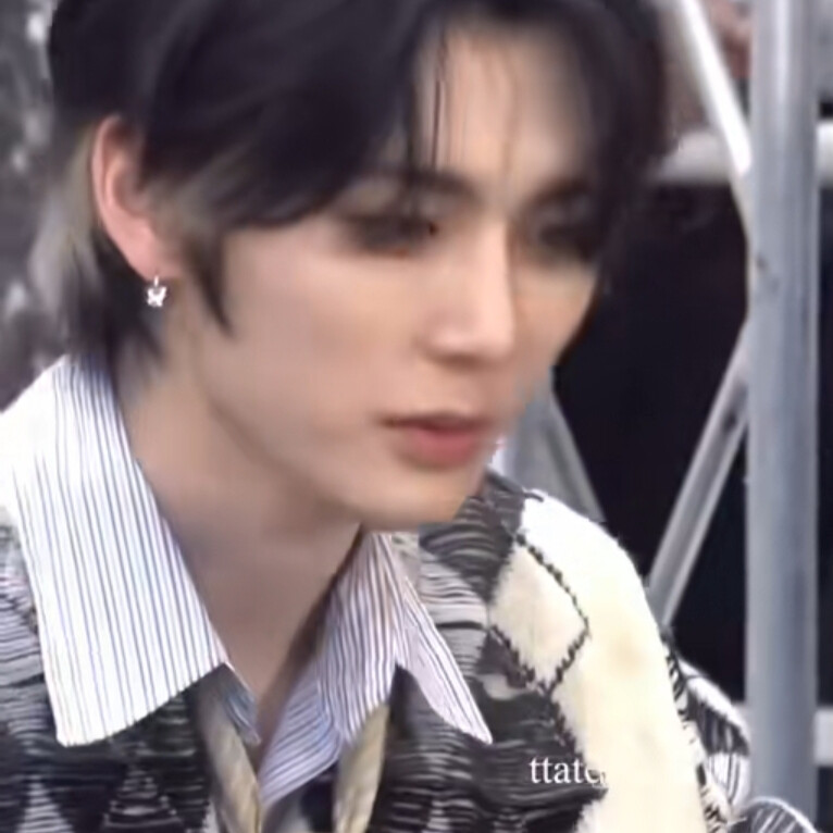 原谅我 不愿怜惜你的执着