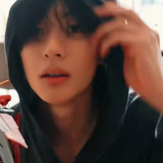 李灿荣