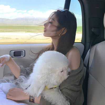 女头˖⁺.ପଓ˖⁺.｜要清醒到什么程度才不会掉眼泪