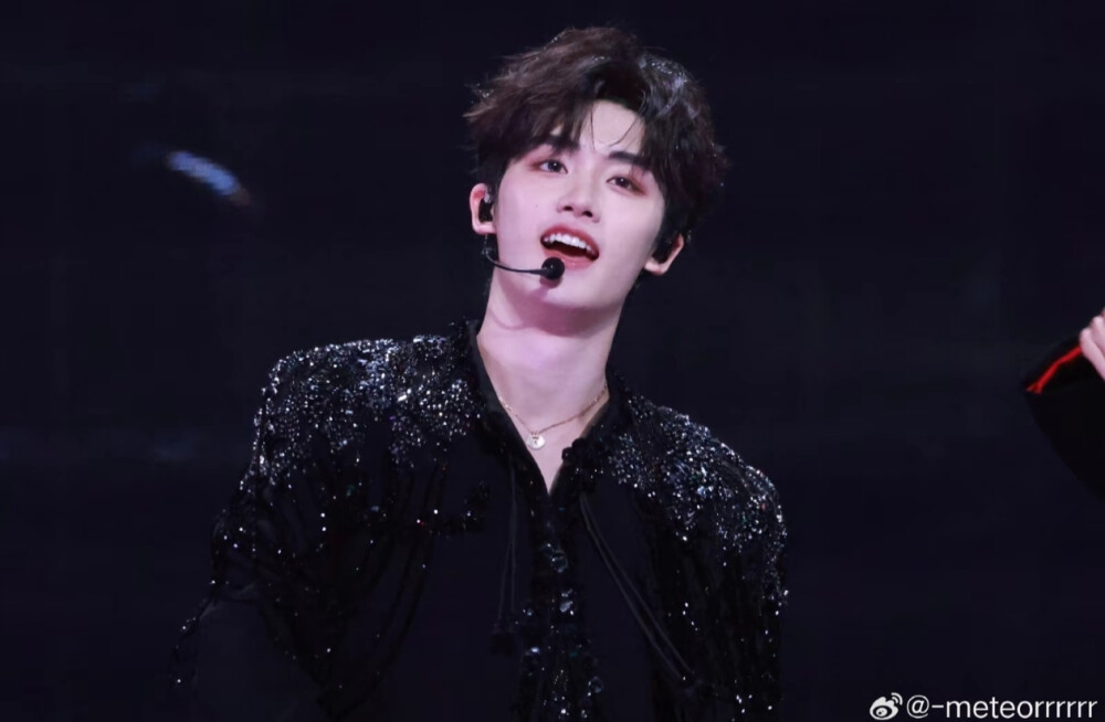 时代少年团楼非楼 澳门站演唱会