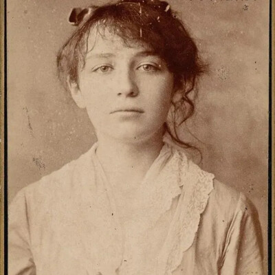 卡米尔·克劳德尔
法国雕塑家
Camille Claudel (1864-1943)
