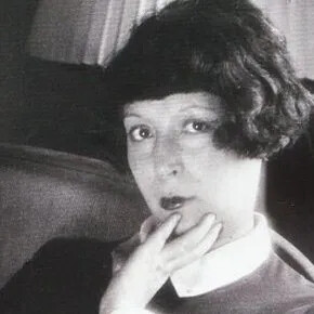 玛丽·洛朗森
法国画家、版画家
Marie Laurencin (1883-1956)
