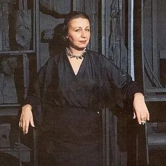 路易斯·内维尔森
美国雕塑家、画家
Louise Nevelson (1899-1988)
