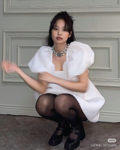 金智妮
