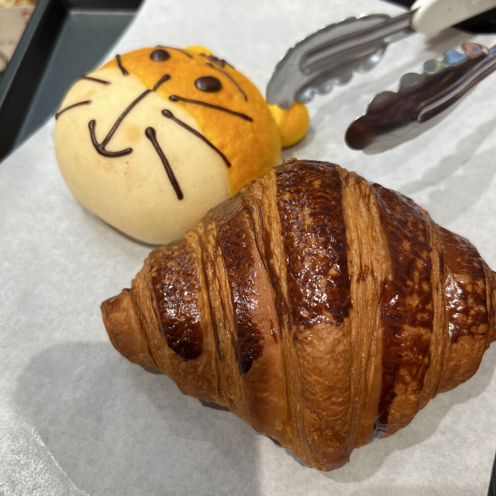 上海—-CARINO BAKERY&CAFE