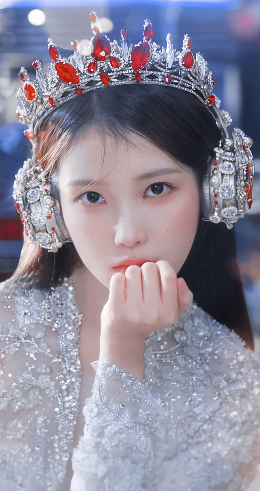 IU | THE WINNING
cr:窥见银河星雾