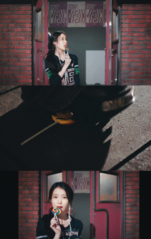 IU | THE WINNING Teaser
cr:窥见银河星雾