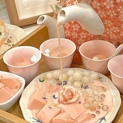 粉色背景图