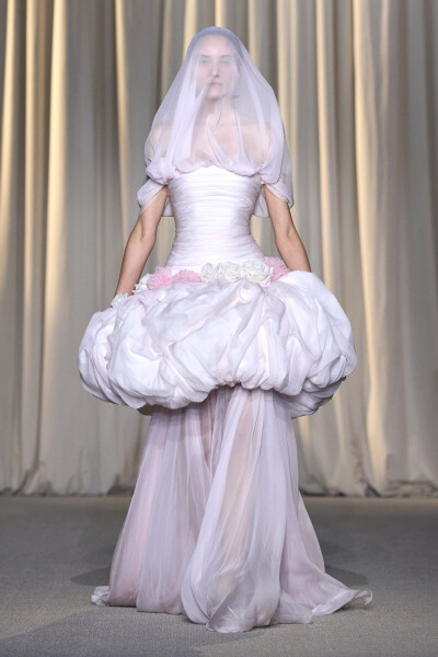 Giambattista Valli Haute Couture F/W 2024