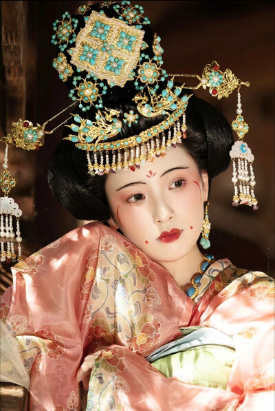 黑曼巴（复原）唐 李倕冠