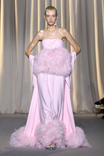 Giambattista Valli Haute Couture F/W 2024