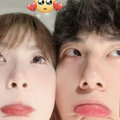 有人形容我像木头 我并未在意 我觉得木头会燃烧的更久