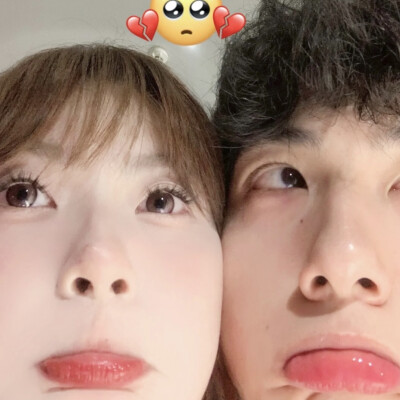 有人形容我像木头 我并未在意 我觉得木头会燃烧的更久