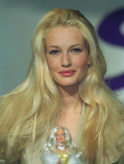 Karen Mulder