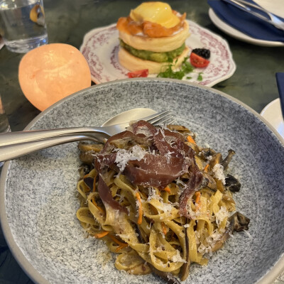 上海—-Naif Coffee·Bistro