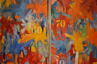 贾斯珀·约翰斯
Jasper Johns
贾斯珀·约翰斯（Jasper Johns）被誉为美国最伟大的当代艺术家之一，他对图像的处理，物体和符号的占有力极强，如他的标志性旗帜，使平常熟悉的事物变得陌生。从他在雕塑中的创新到其…