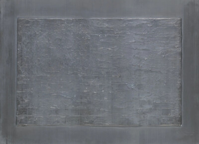 贾斯珀·约翰斯
Jasper Johns
贾斯珀·约翰斯（Jasper Johns）被誉为美国最伟大的当代艺术家之一，他对图像的处理，物体和符号的占有力极强，如他的标志性旗帜，使平常熟悉的事物变得陌生。从他在雕塑中的创新到其…