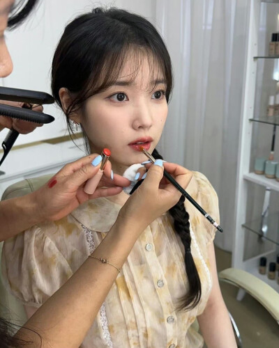 iu