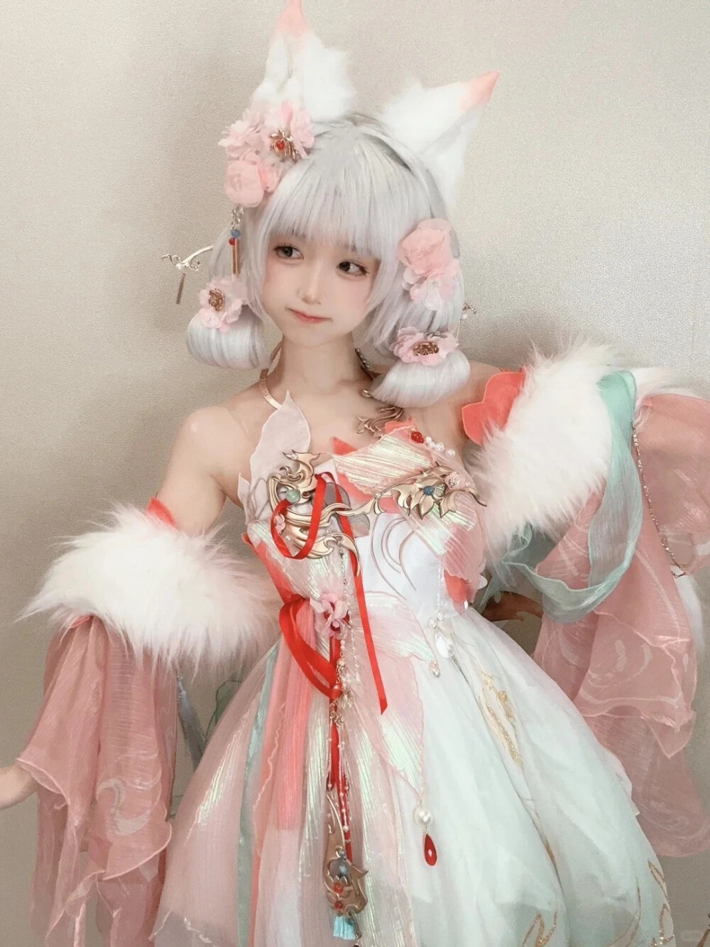 coser：小白兔奶糖ovo