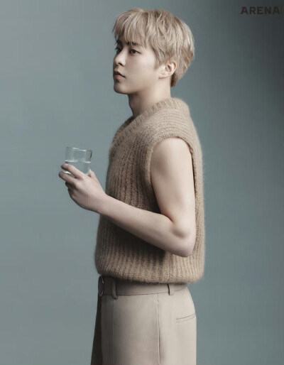 240826
【CHANY0499】
扫图 ​​​
更新 ARENA HOMME+ KOREA 9月号 XIUMIN 珉锡 内页 