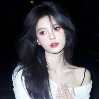 女头˖⁺.ପଓ˖⁺.｜小心翼翼跟着你的脚步 是我早已忘了退路