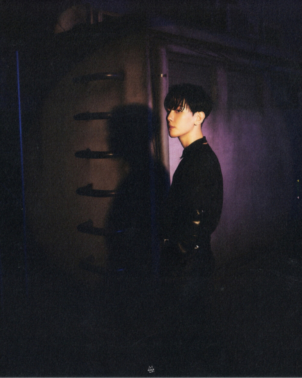 240912【CHANY0499】'Hello, World' Photobook Hello ver. 扫图 18P