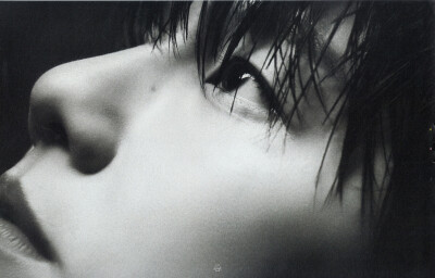 240911【CHANY0499】'Hello, World' Photobook Hello ver. 扫图18P