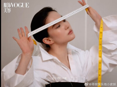 #刘亦菲VOGUE金九双面大片#
刘亦菲ⅤOGUE杂志造型2024.8.23
刘亦菲ⅤOGUE杂志幕后花絮